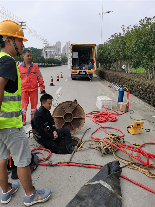 武昌翻衬法管道修复技术主要工序